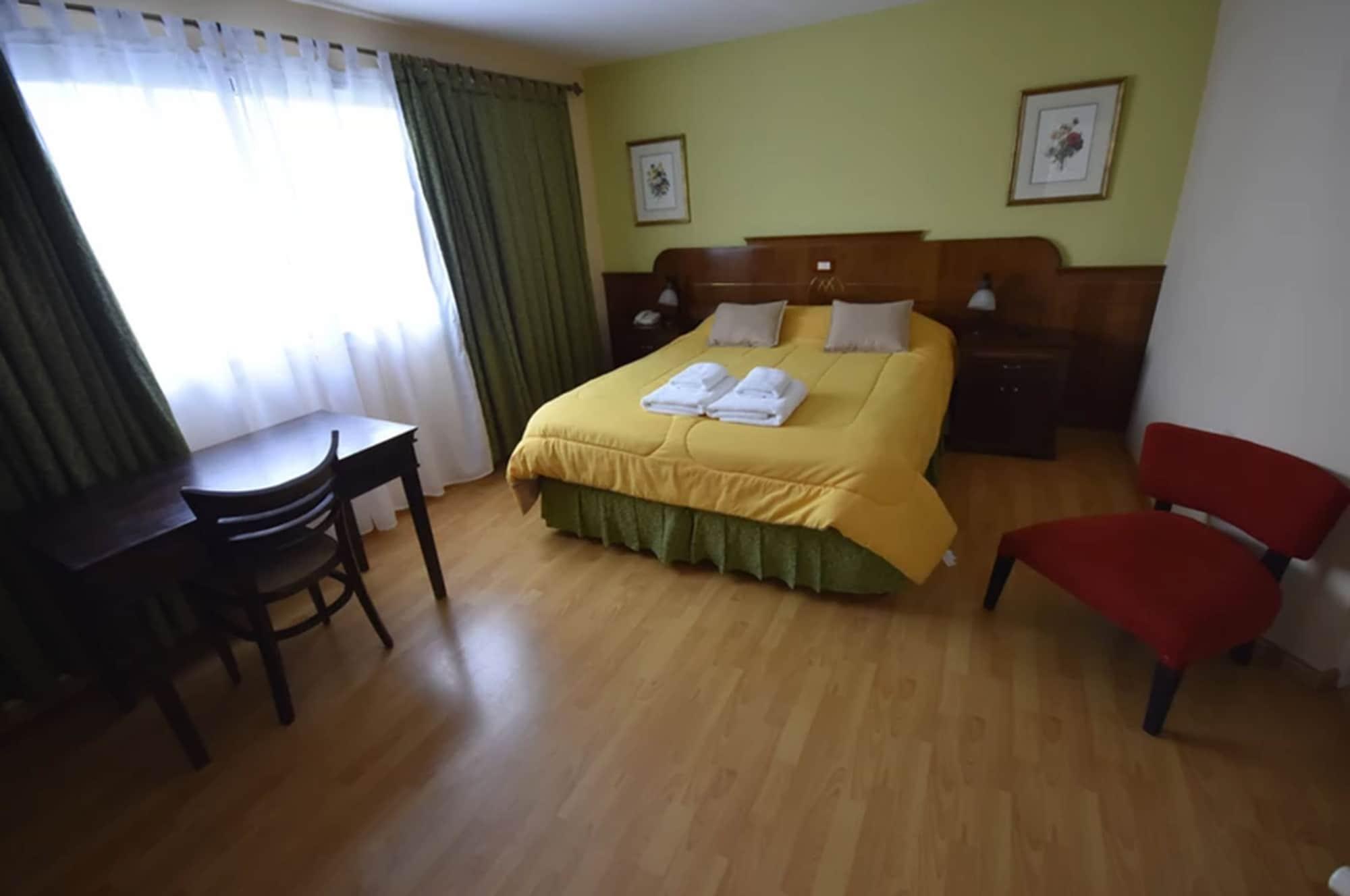 Hotel Picos Del Sur El Calafate Exterior foto
